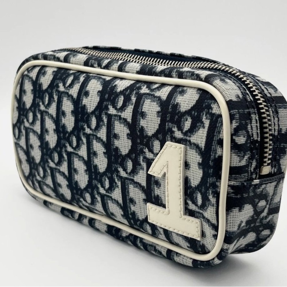 CHRISTIAN DIOR VINTAGE CLUTCH/POUCH